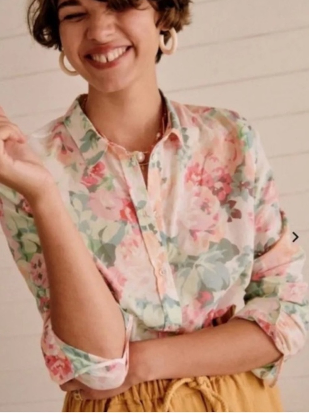 Sezane Blouse Pierro Button Down in Green Pink Romantic Flowers - Picture 2 of 5